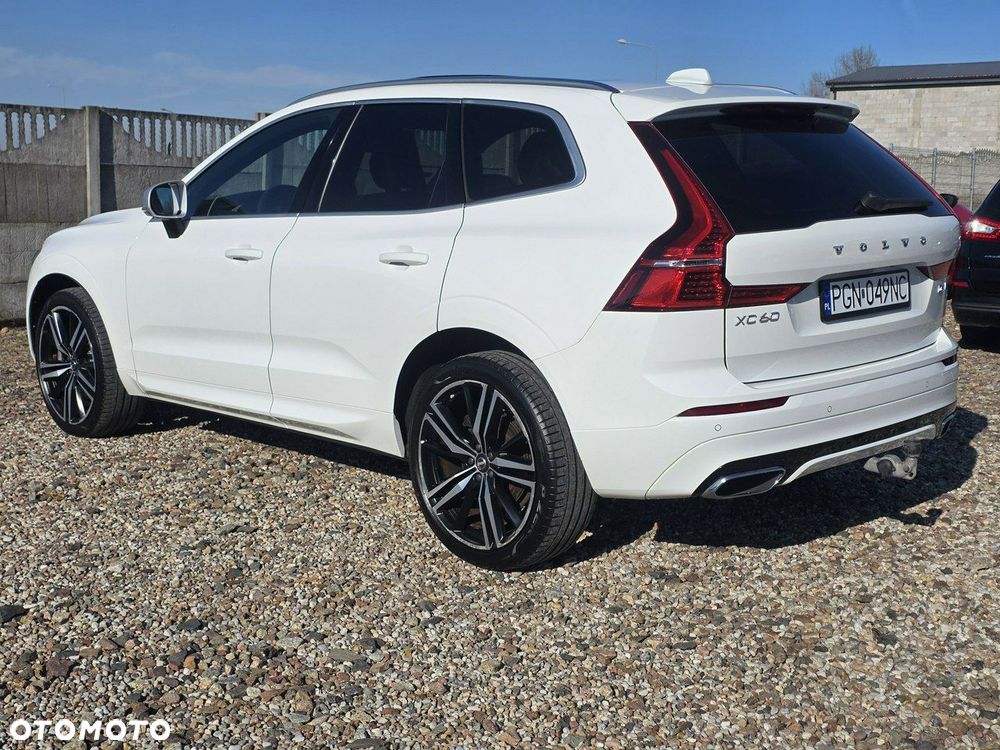 Volvo XC 60 D4 SCR AWD R-Design - 32