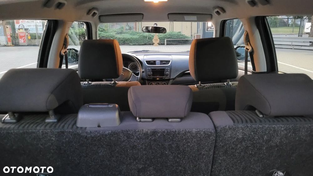 Suzuki Swift - 10