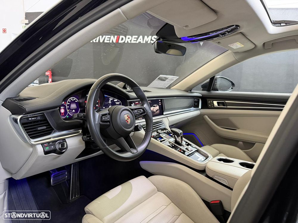 Porsche Panamera 4 E-Hybrid Platinum Edition - 17