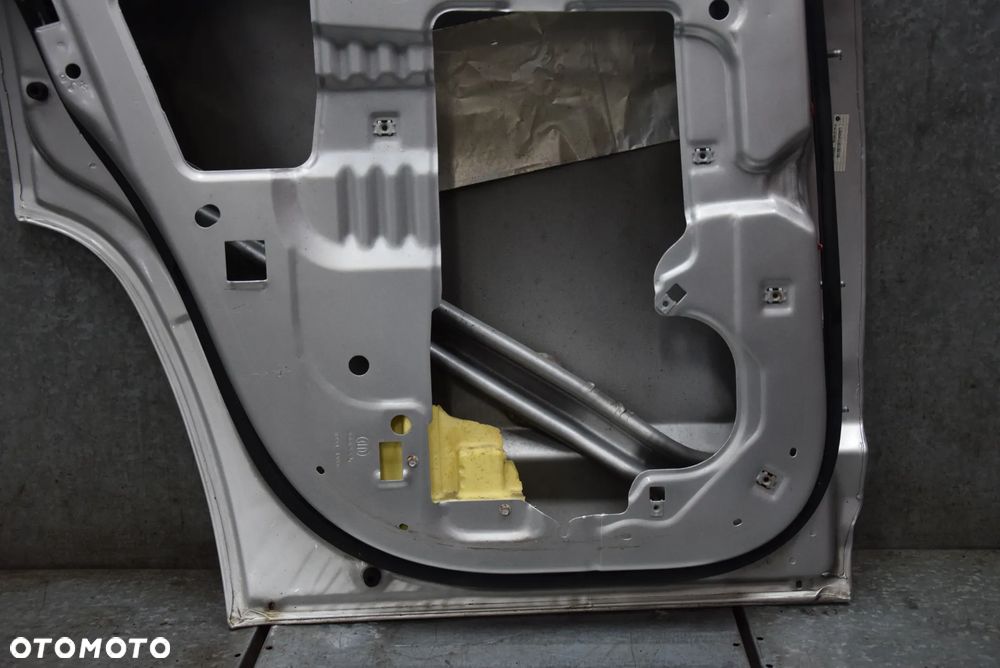 JEEP COMPASS I LIFT DRZWI LEWE TYŁ - 13