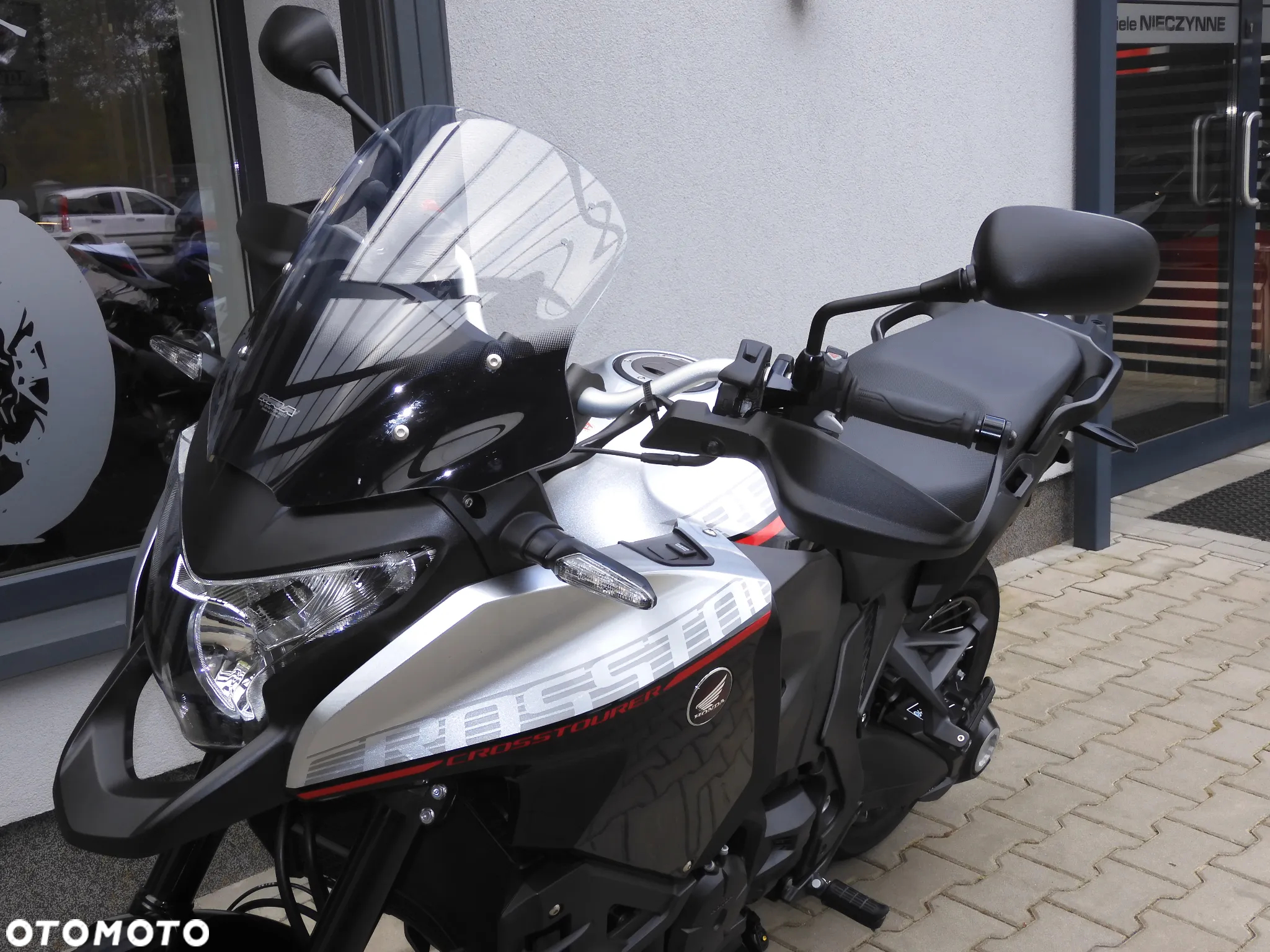 Honda VFR - 23