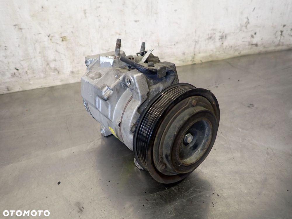 SPRĘŻARKA KLIMATYZACJI CHRYSLER VOYAGER 2.5 89074 - 1