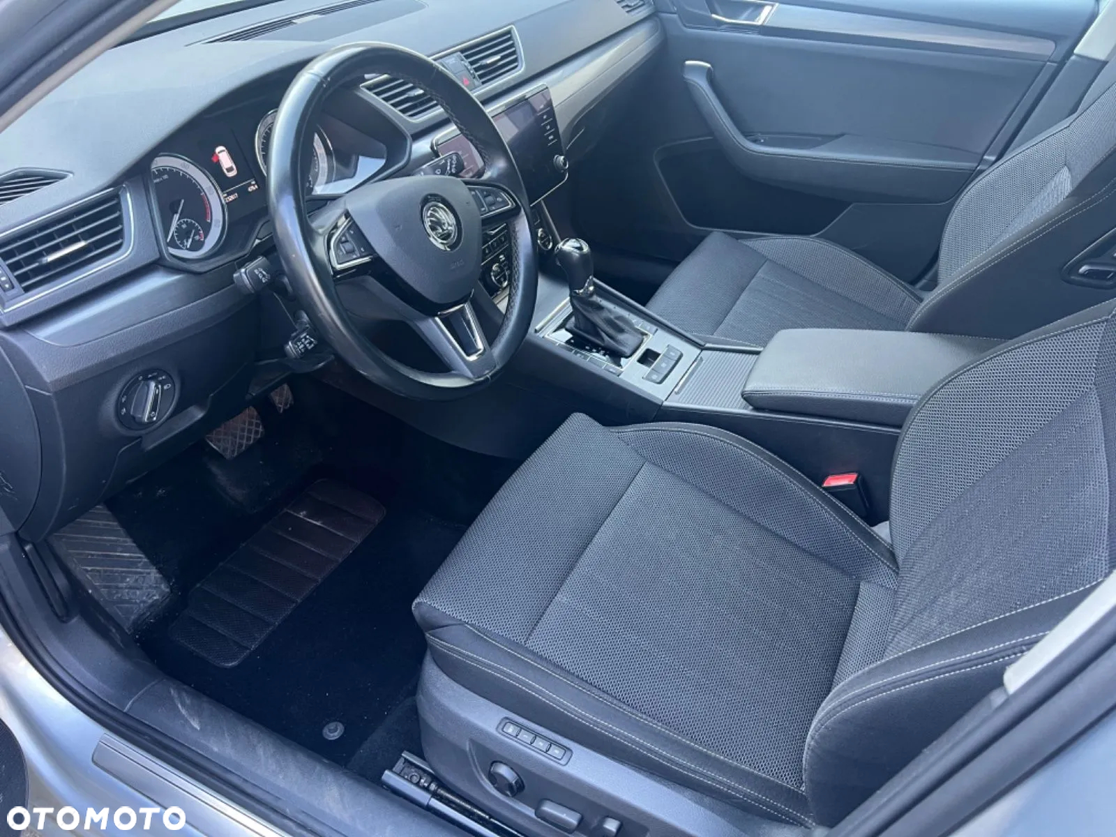 Skoda Superb Combi 2.0 TDI DSG Style - 5