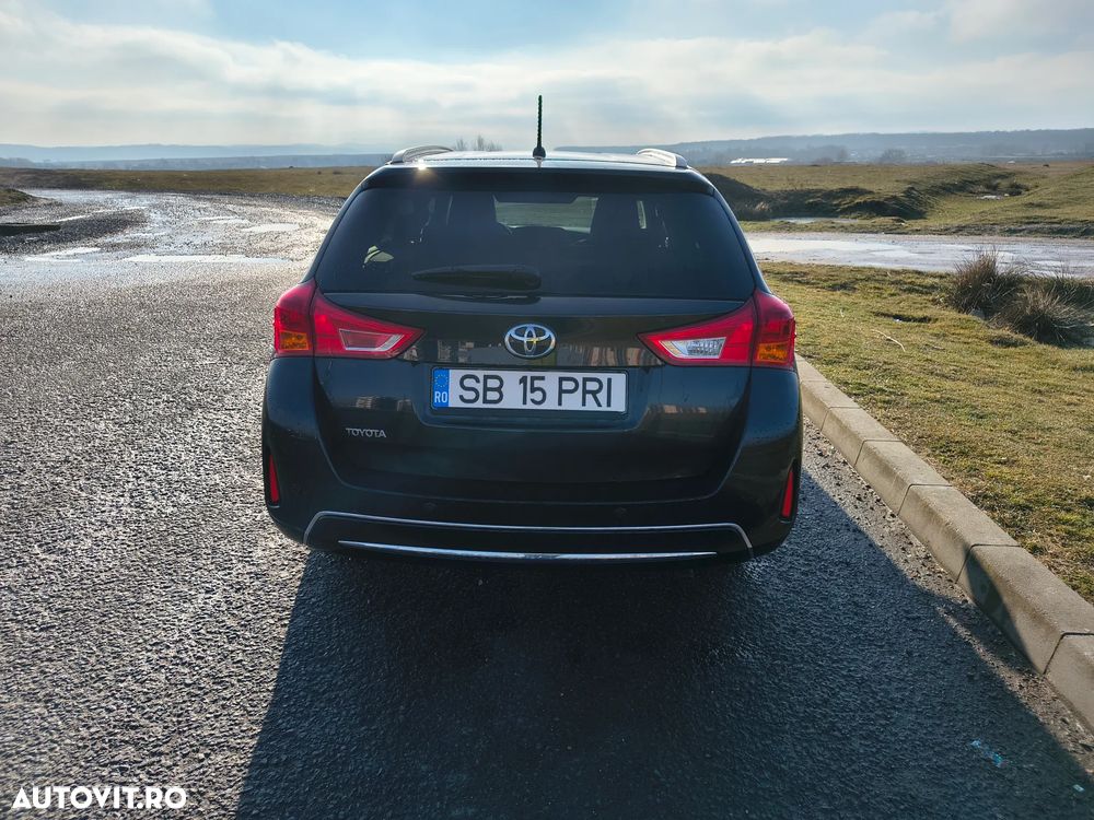 Toyota Auris 1.4 D-4D Comfort - 19