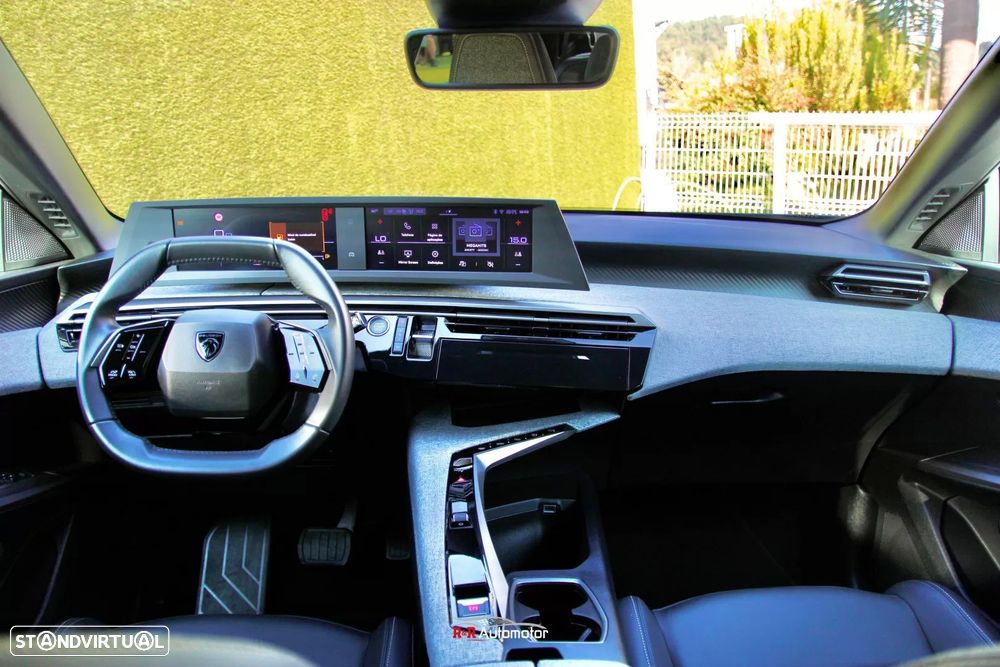 Peugeot 5008 1.2 Hybrid Allure e-DCS6 - 27