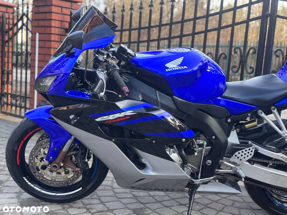 Honda CBR - 19