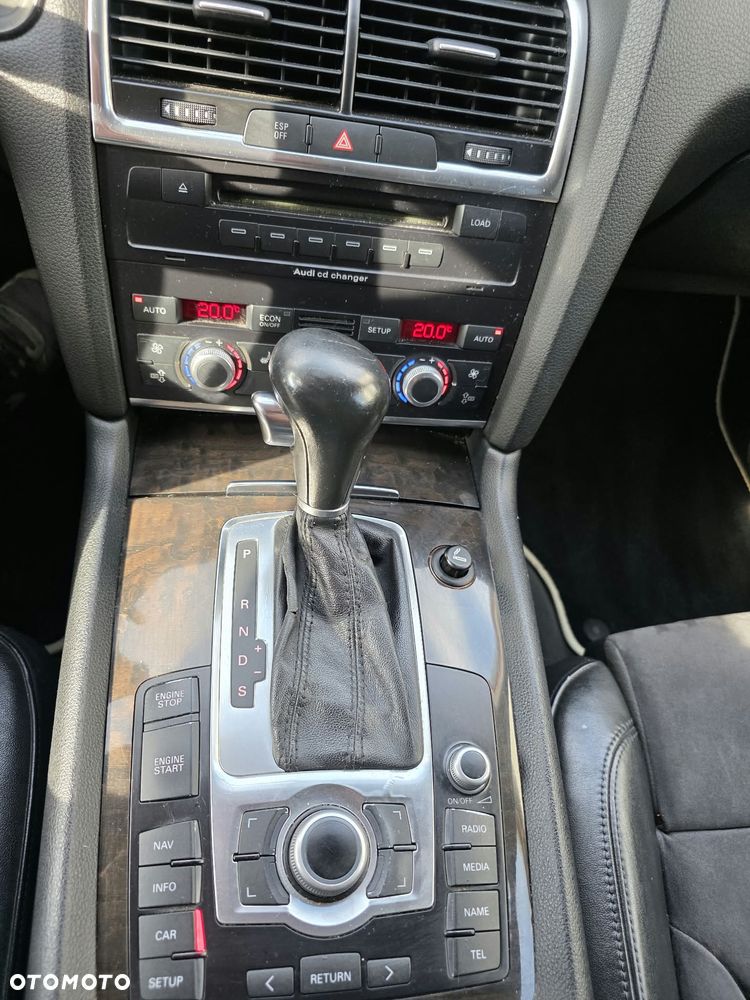 Audi Q7 3.0 TDI Quattro Tiptr - 23