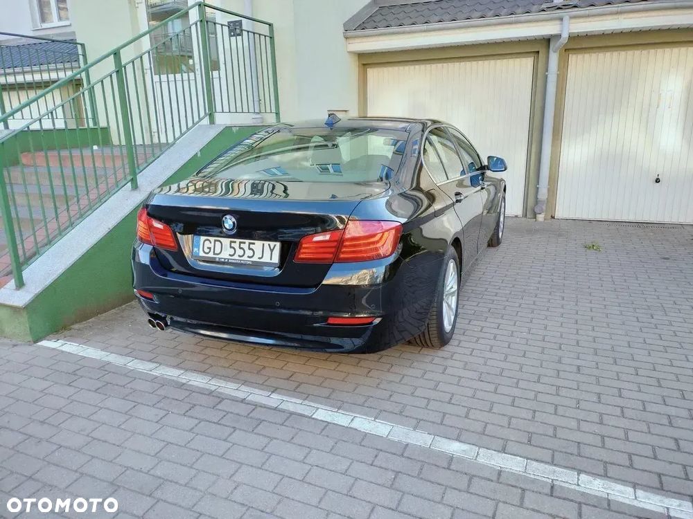 BMW Seria 5 520d xDrive - 8