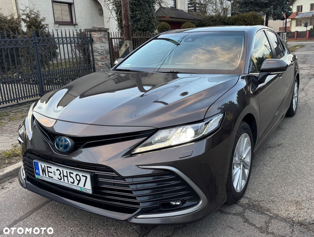 Toyota Camry 2.5 Hybrid Comfort CVT - 3