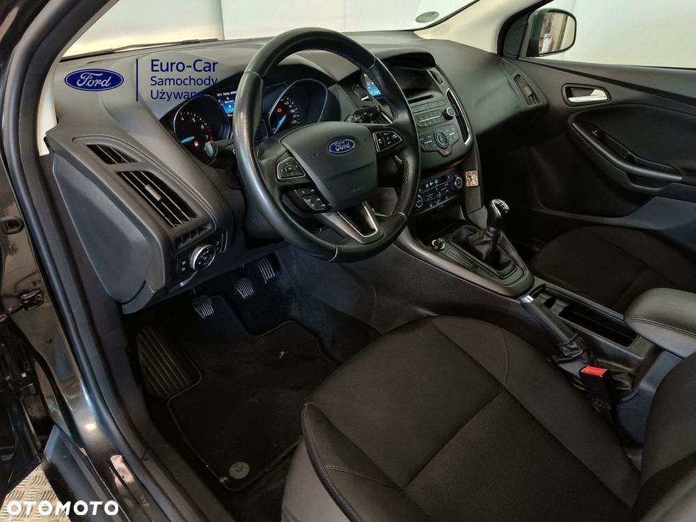 Ford Focus 1.6 Edition - 11