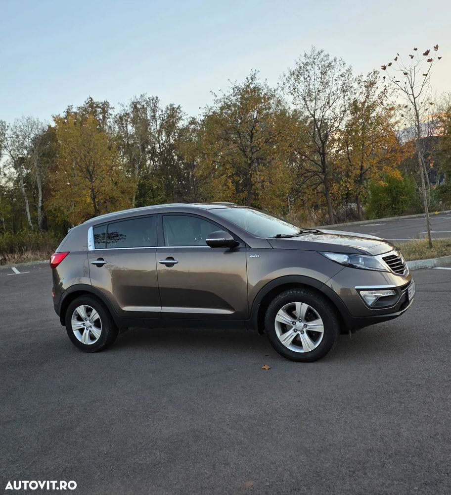 Kia Sportage 2.0 CRDI AWD Vision - 8