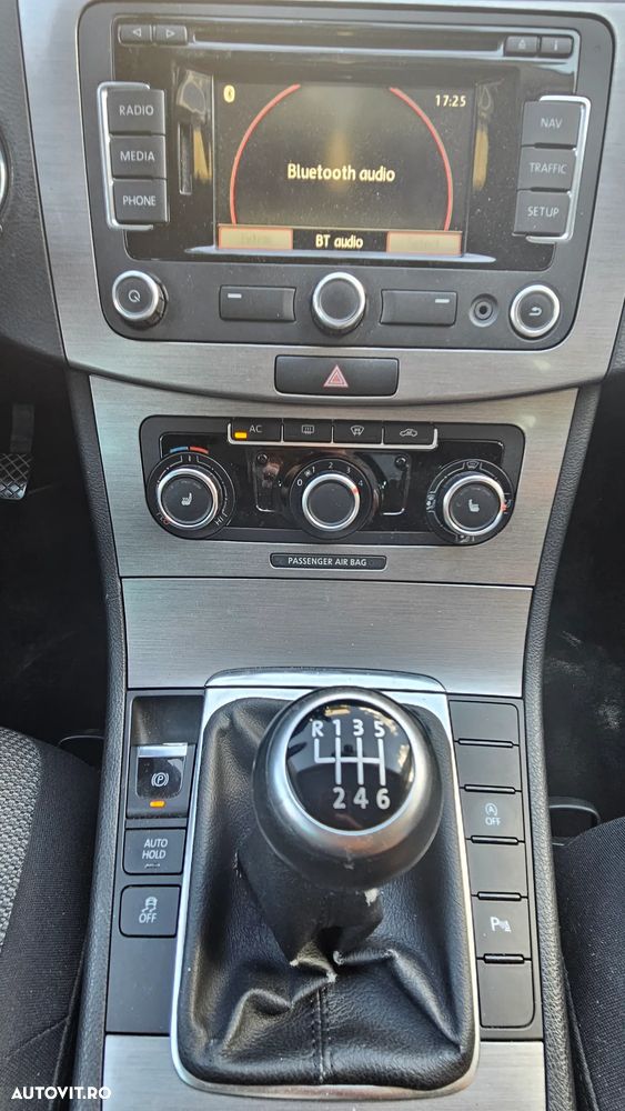 Volkswagen Passat Variant 2.0 TDI DPF Individual Chrom - 9