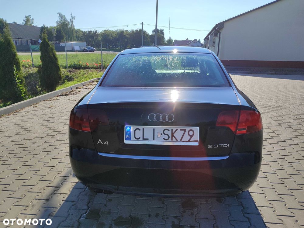 Audi A4 Limousine - 6