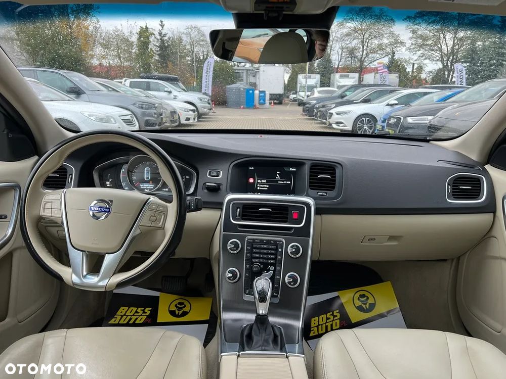 Volvo S60 T5 Drive-E Momentum - 13