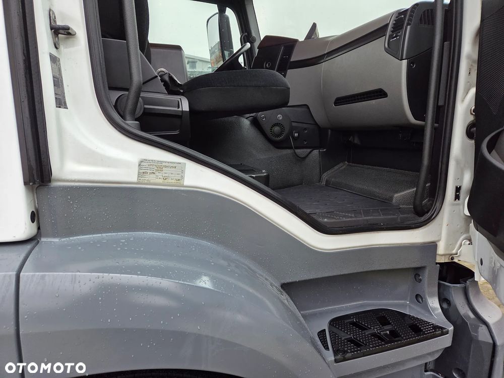 Mercedes-Benz atego antos - 35