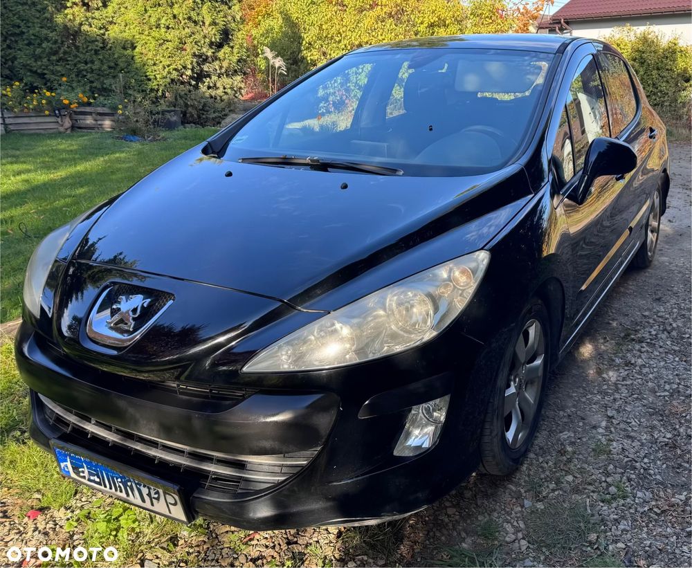 Peugeot 308 2010 photo 2