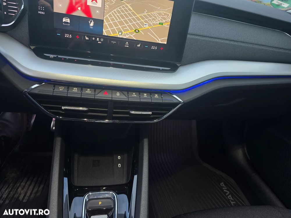 Skoda Octavia Combi Diesel 2.0 TDI DSG Style - 25