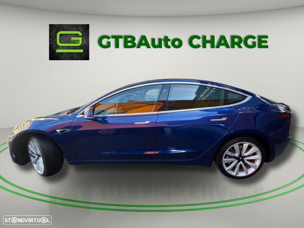 Tesla Model 3 - 6