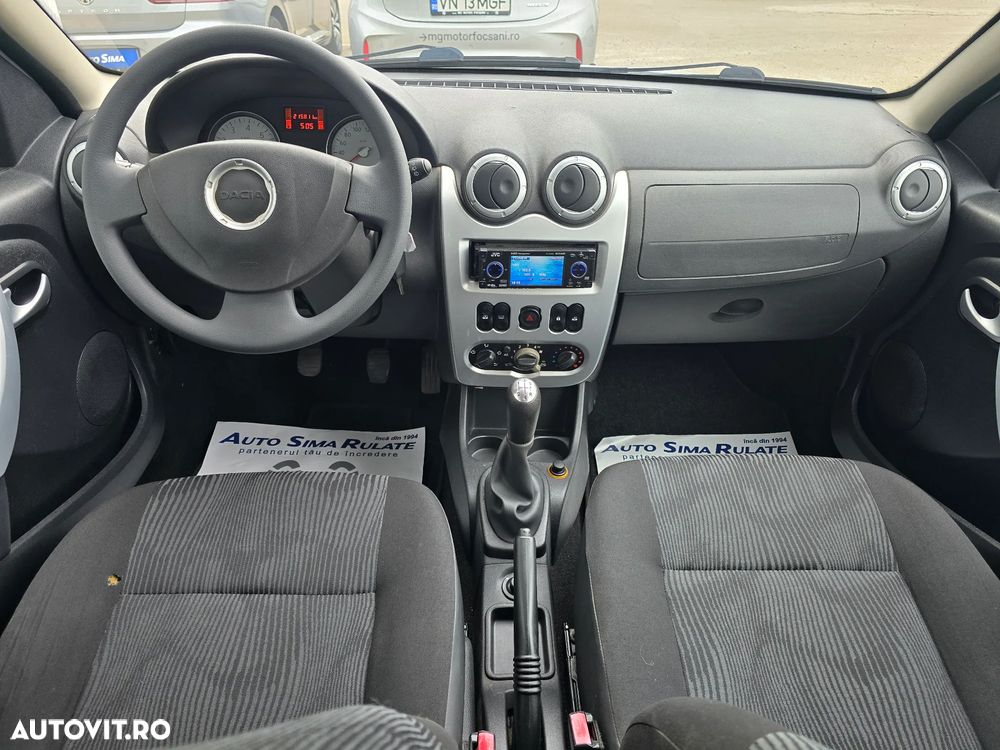 Dacia Sandero 1.2 16V 75 Laureate - 8