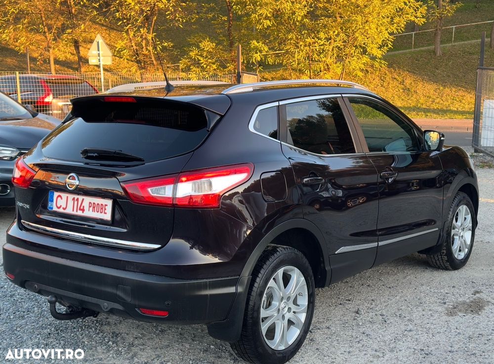 Nissan Qashqai 1.6 DCI 4 x 4 DPF tekna - 14