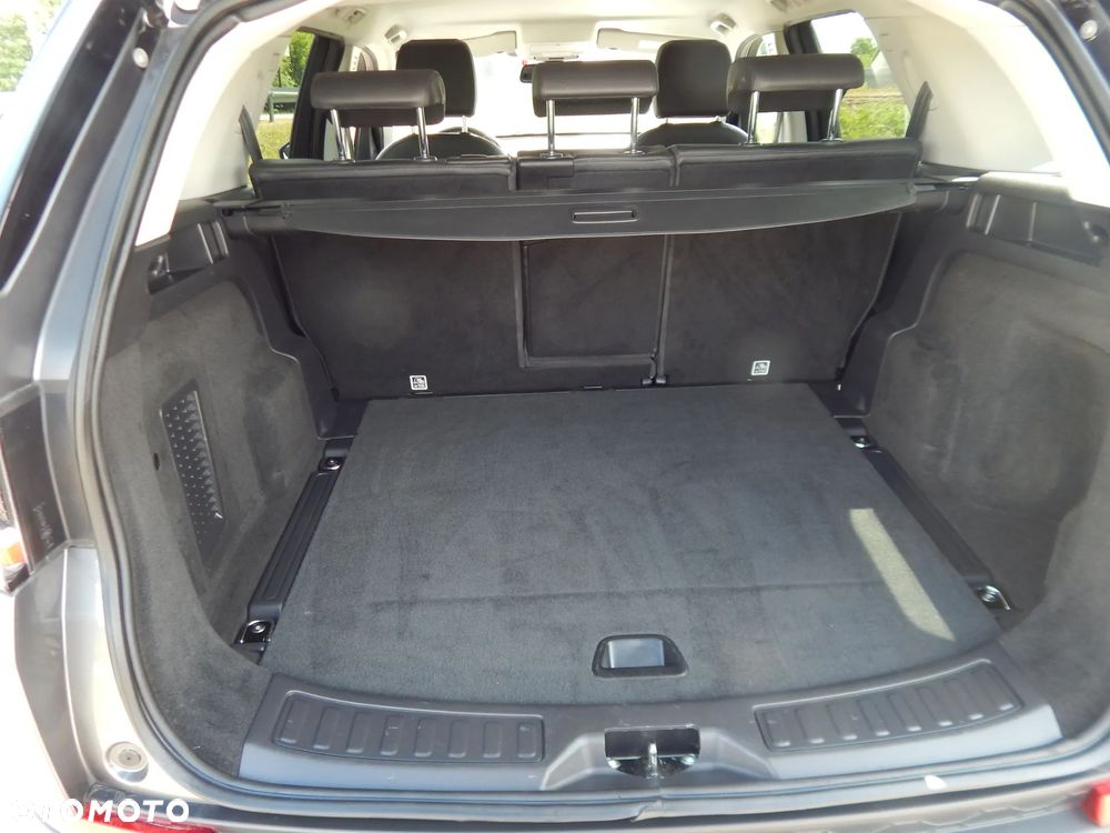 Land Rover Discovery Sport 2.0 TD4 HSE - 13