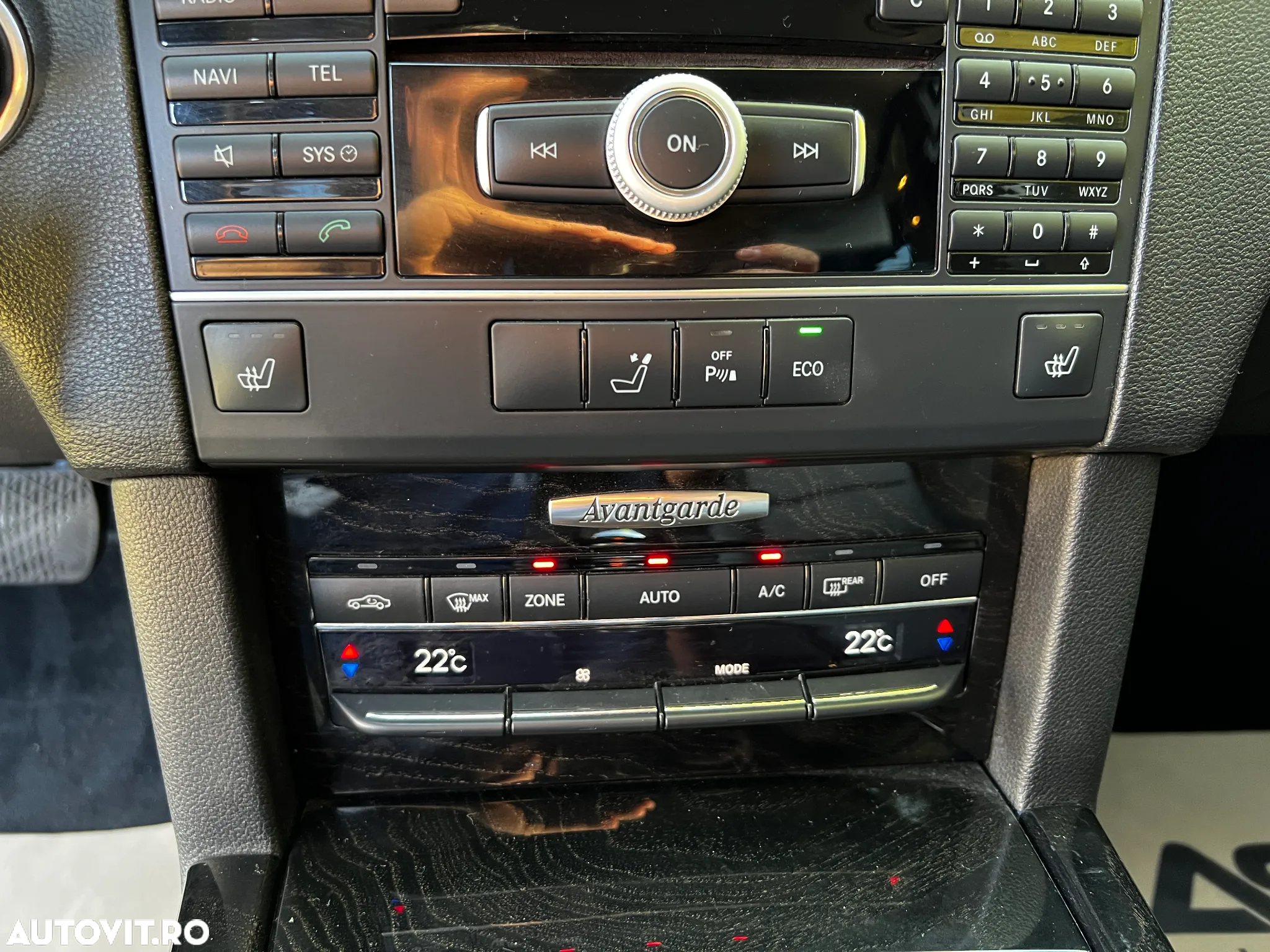 Mercedes-Benz E 250 CDI DPF BlueEFFICIENCY 7G-TRONIC Avantgarde - 29