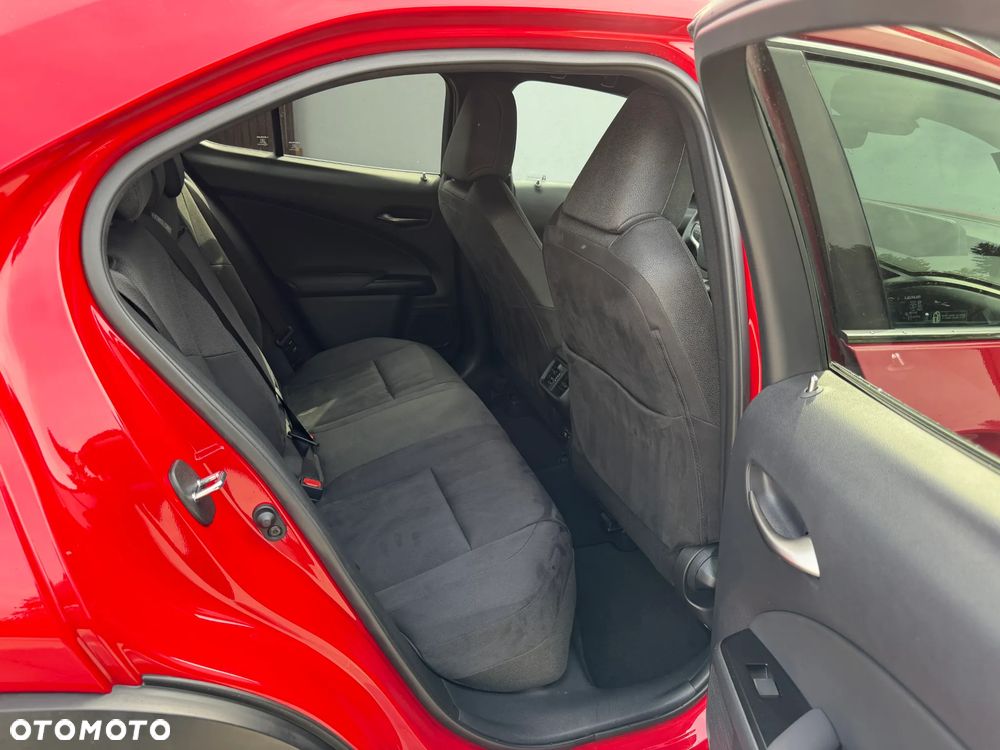 Lexus UX 200 GPF Pure 2WD - 11