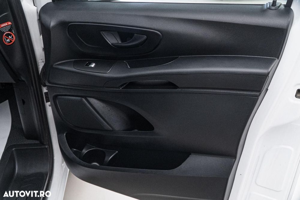 Mercedes-Benz Vito Lung 114 CDI 136CP RWD 9AT Select - 32