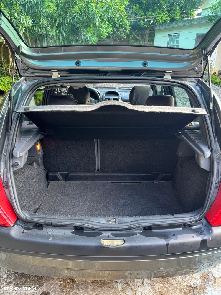 Renault Clio 1.2 - 18