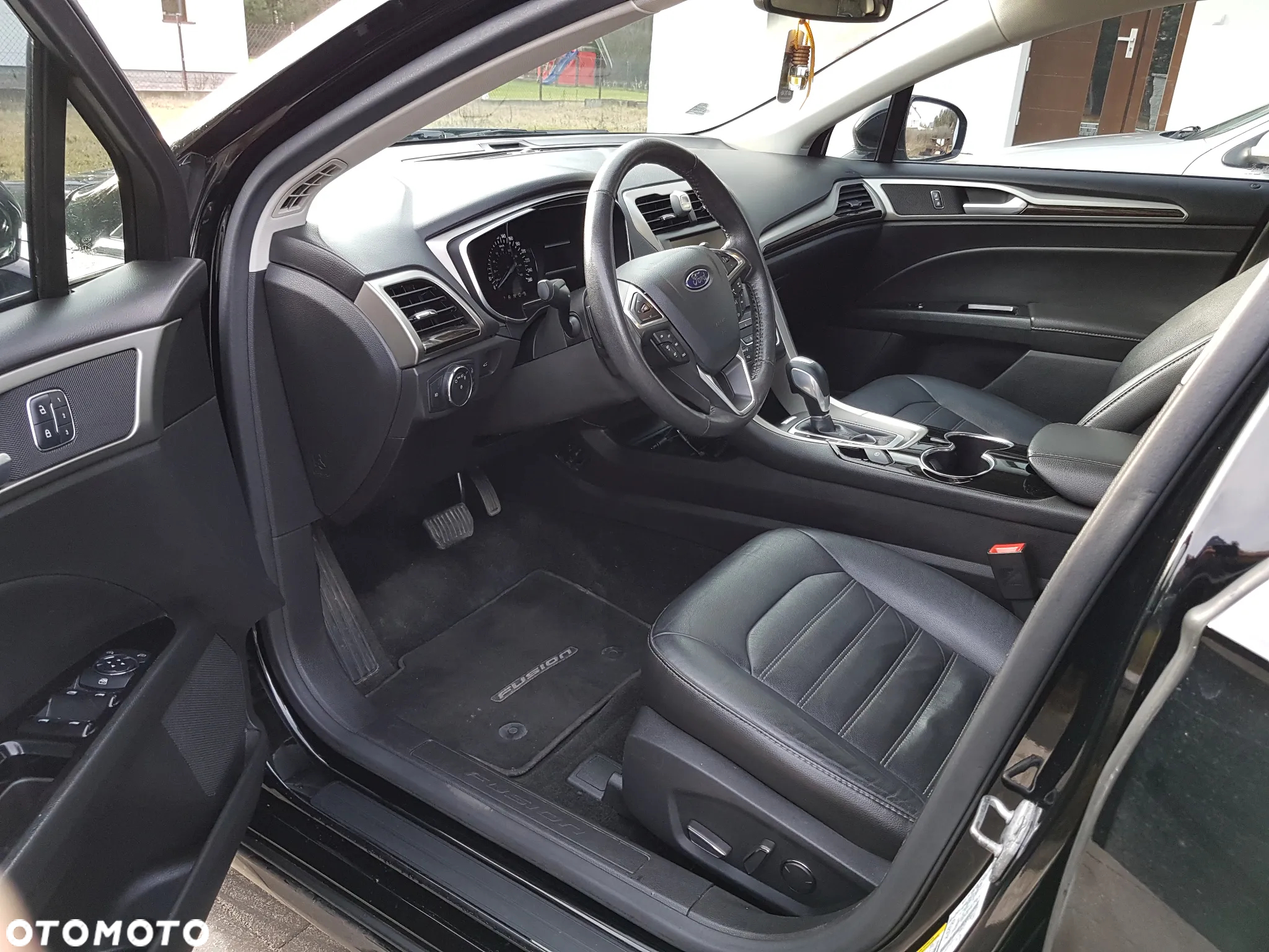 Ford Fusion - 7