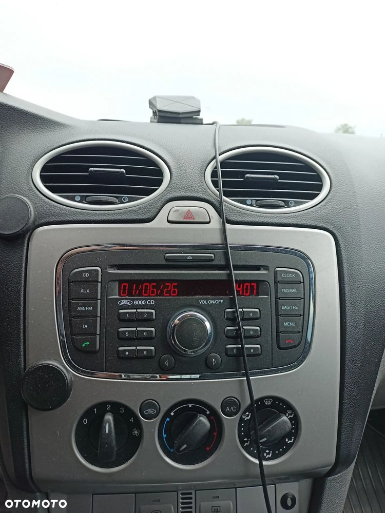Ford Focus - 6