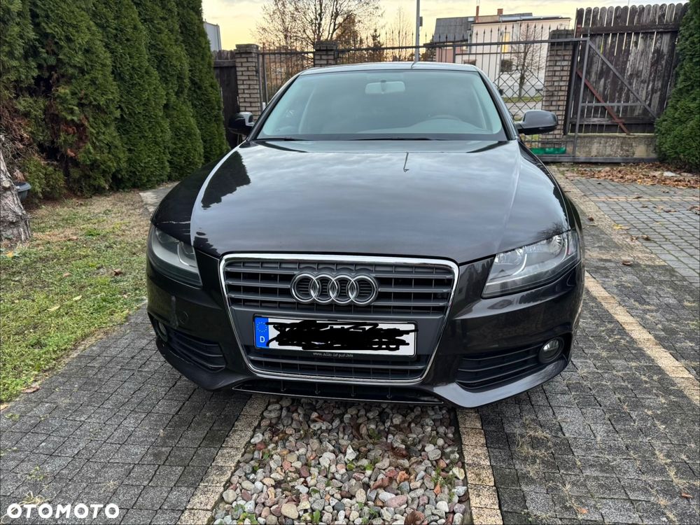 Audi A4 Limousine 2010 photo 3