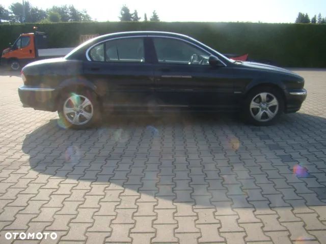 Jaguar X-Type - 9