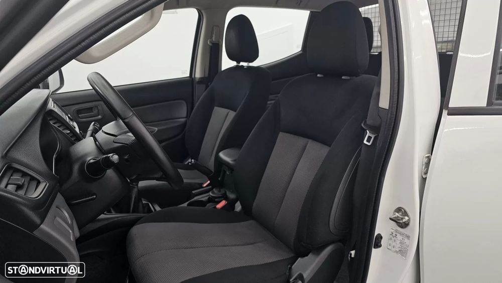 Mitsubishi l200 2.4 di-d invite 2wd - 8