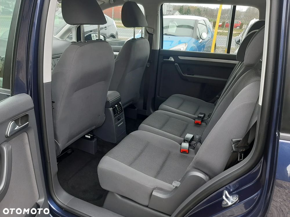 Volkswagen Touran 1.6 TDI DPF BlueMotion Technology Comfortline - 17