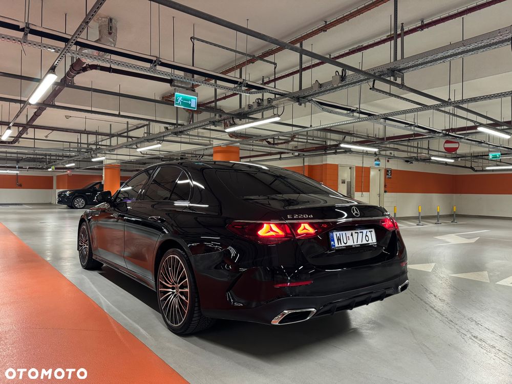 Mercedes-Benz Klasa E 220 d mHEV 4-Matic AMG 9G-Tronic - 4