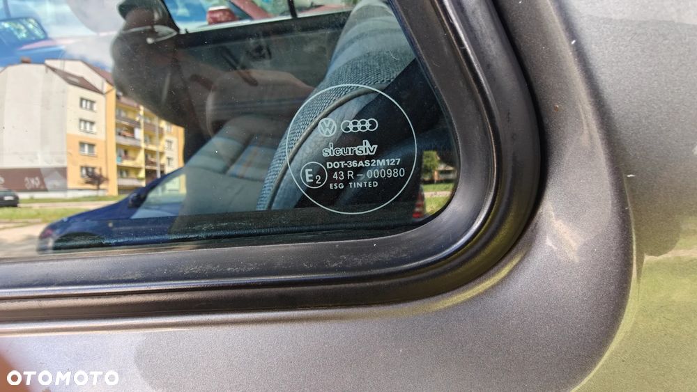 Volkswagen Golf - 19