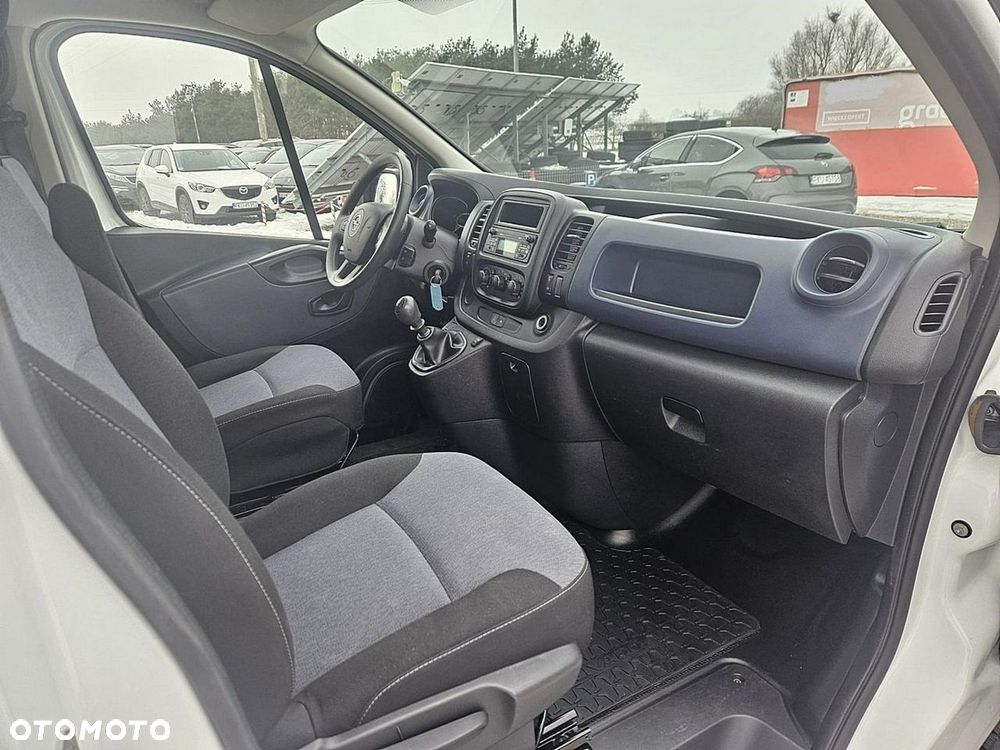 Opel Vivaro - 15