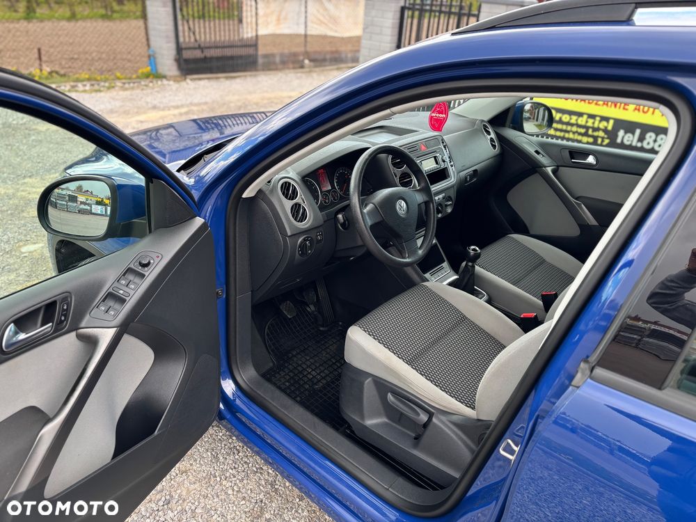 Volkswagen Tiguan - 5