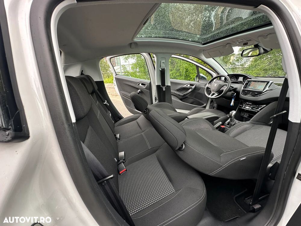 Peugeot 208 Blue-HDi 100 Stop&Start Allure - 18
