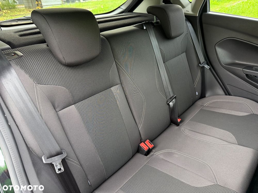 Ford Fiesta 1.0 EcoBoost Titanium X - 29