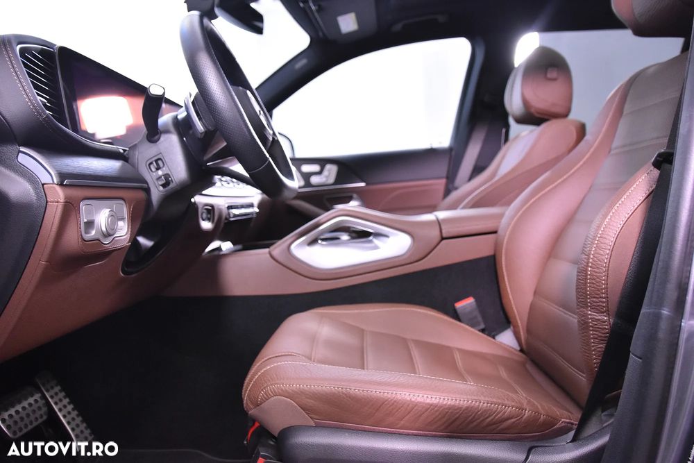 Mercedes-Benz GLS - 31