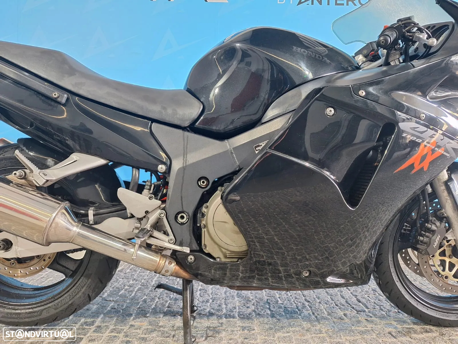 Honda CBR 1100 XX - 3