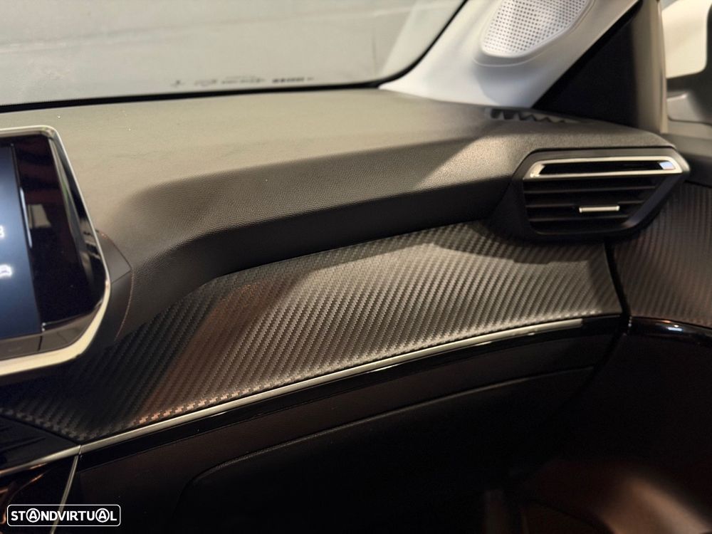 Peugeot 208 1.2 PureTech Active Pack - 18