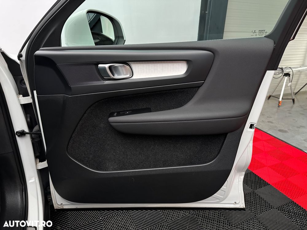 Volvo XC 40 T4 Recharge DKG Inscription - 28