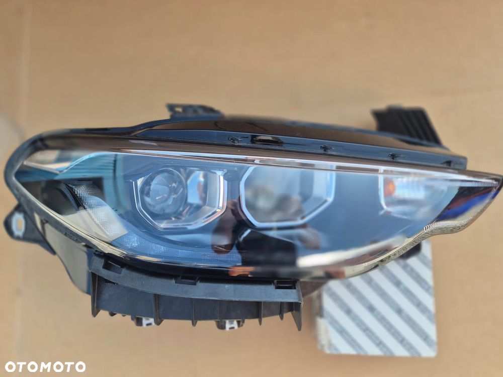 Fiat Tipo II lampa prawa.Soczewka LED.H7.Oryginał. - 1