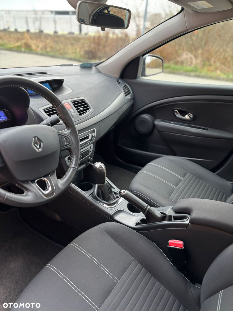 Renault Fluence 1.6 16V Life - 4