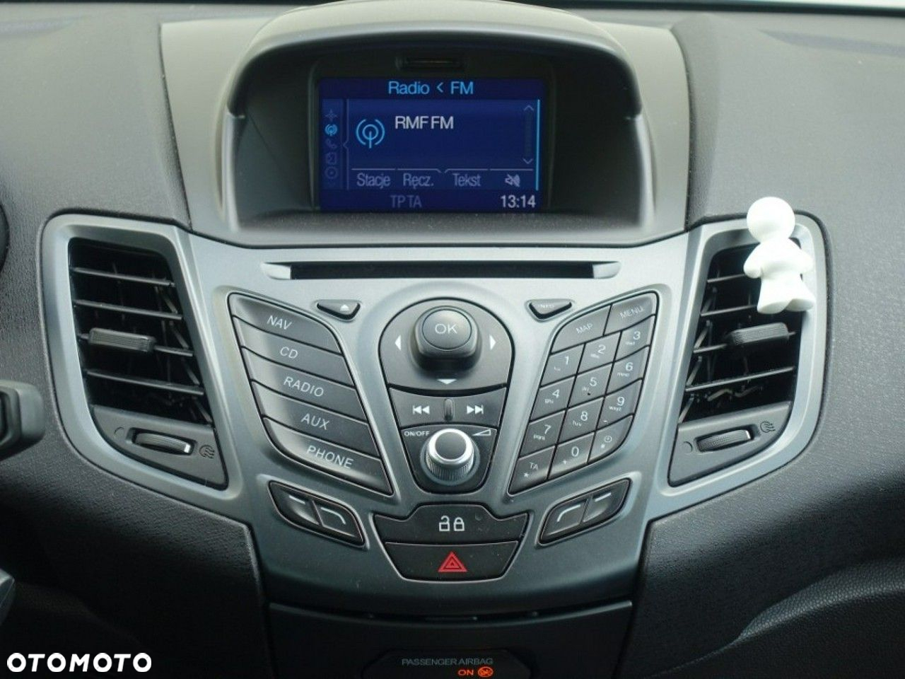 Ford Fiesta - 23