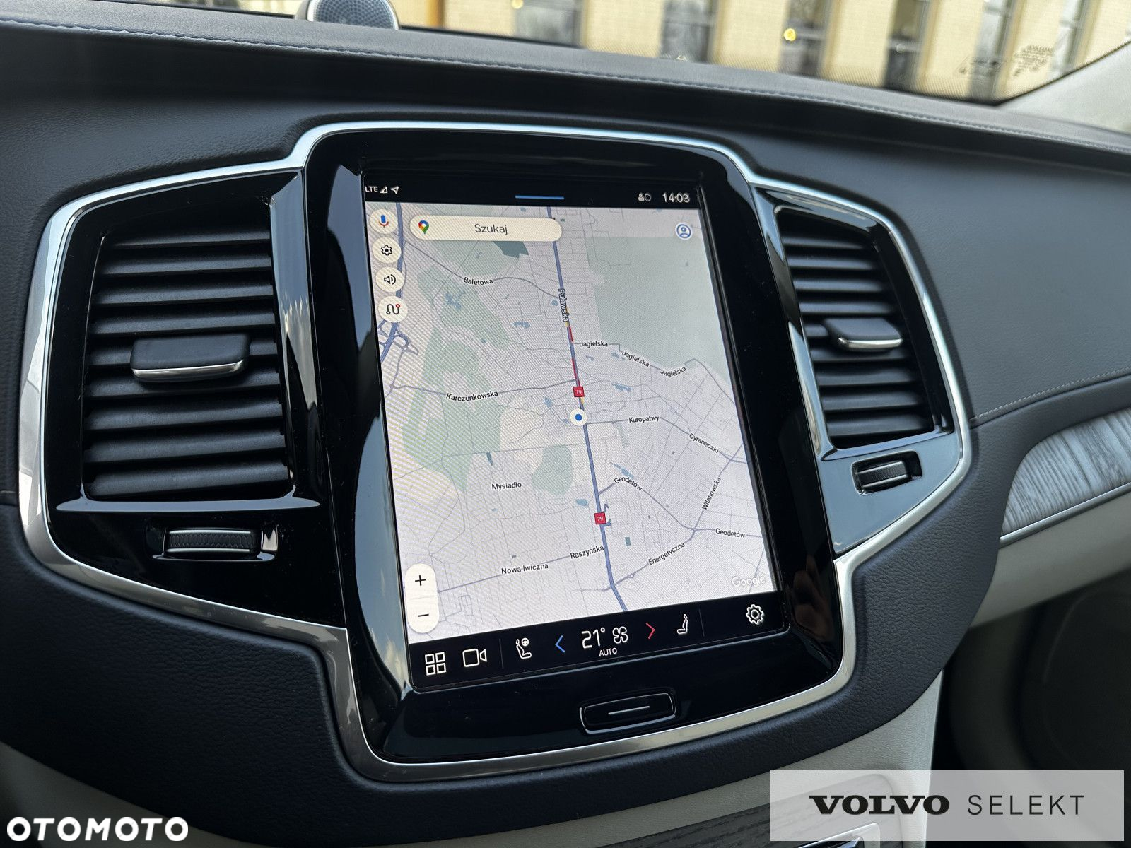 Volvo XC 90 - 25