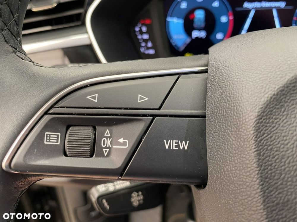 Audi Q3 - 24